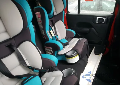 2020 Jeep Wrangler Unlimited Sport from USA, damaged, VIN 1C4HJXDN6LW265490